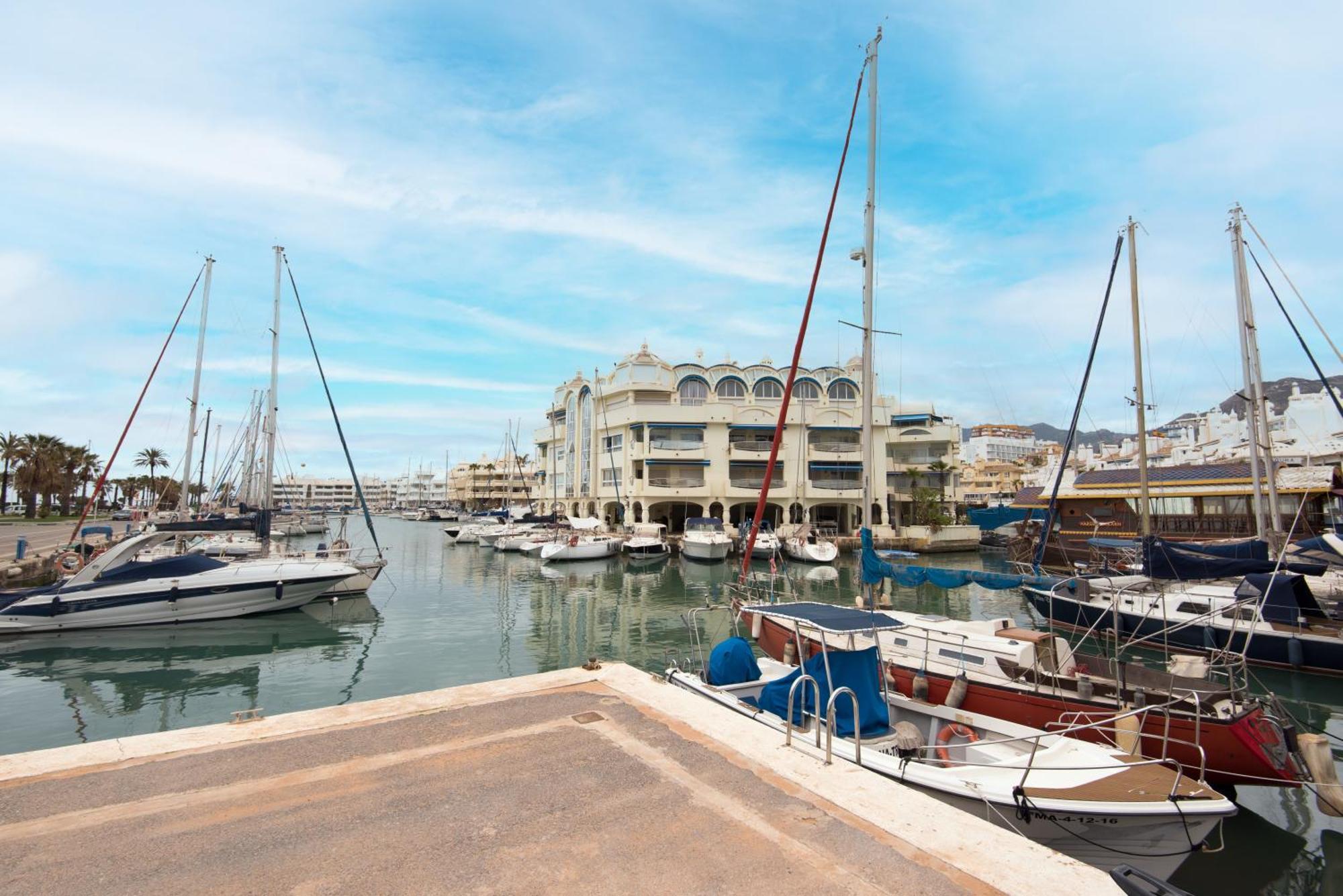 PUERTO MARINERO en El Puerto Marina de Benalmádena en el corazón de la Costa del Sol. Apartamento Exterior foto